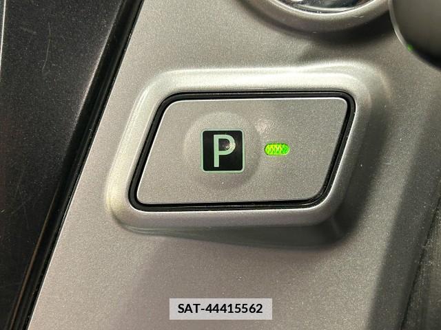 Toyota PRIUS ALPHA 2012-06 7812099-12