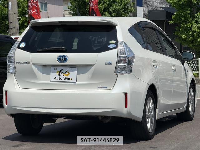 Toyota PRIUS ALPHA 2011-10 7812820-2