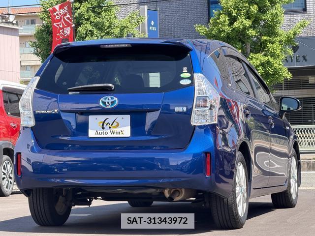 Toyota PRIUS ALPHA 2012-04 7812824-3