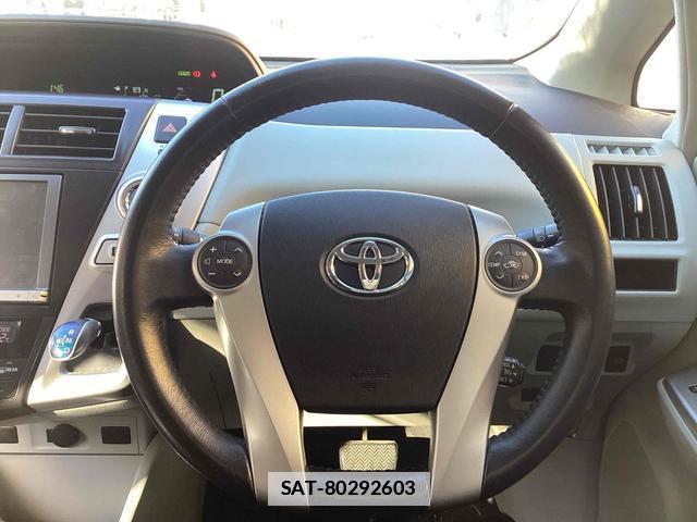 Toyota PRIUS ALPHA 2012-12 7813230-2