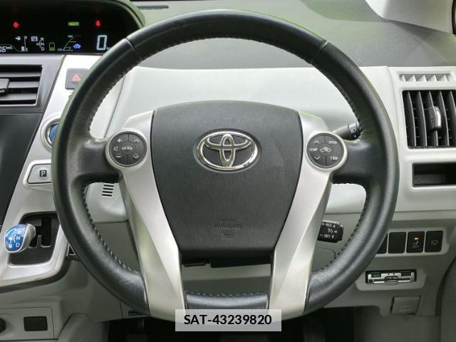 Toyota PRIUS ALPHA 2012-04 7813622-14