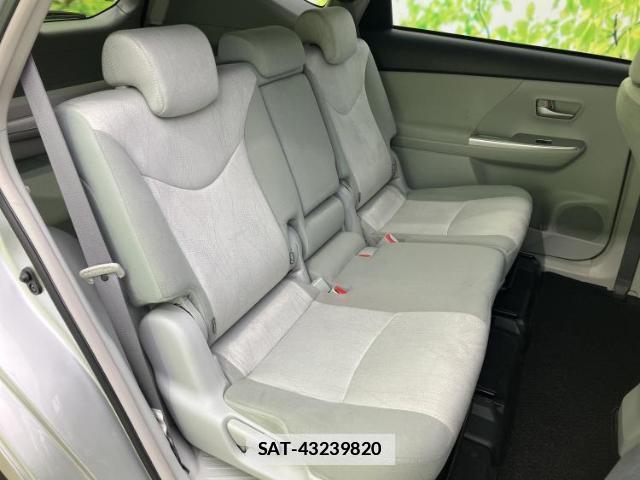 Toyota PRIUS ALPHA 2012-04 7813622-4