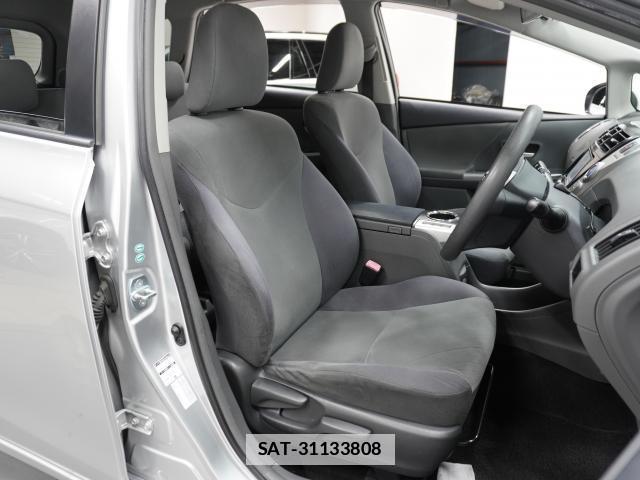 Toyota PRIUS ALPHA 2011-11 7813726-11