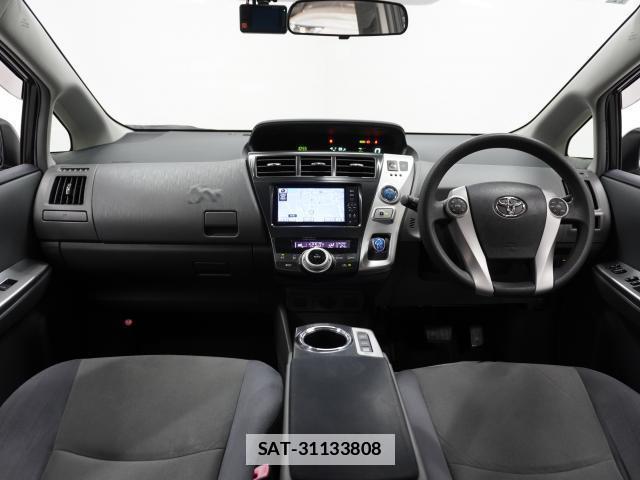 Toyota PRIUS ALPHA 2011-11 7813726-2