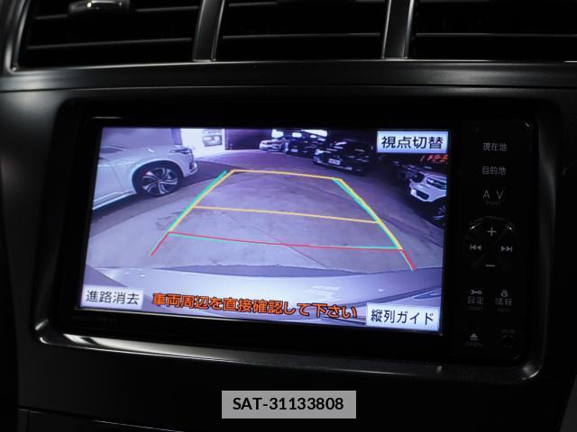 Toyota PRIUS ALPHA 2011-11 7813726-3