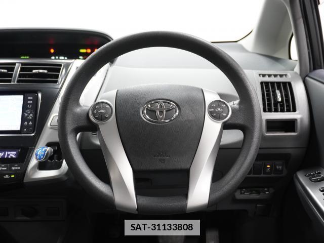 Toyota PRIUS ALPHA 2011-11 7813726-8