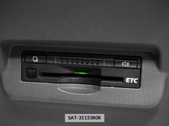 Toyota PRIUS ALPHA 2011-11 7813726-9