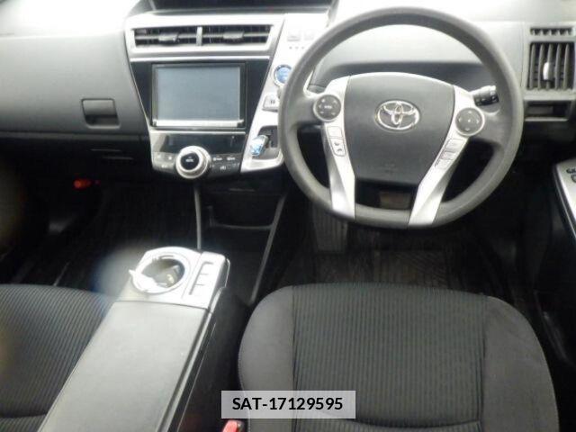 Toyota PRIUS ALPHA 2014-11 7814056-5