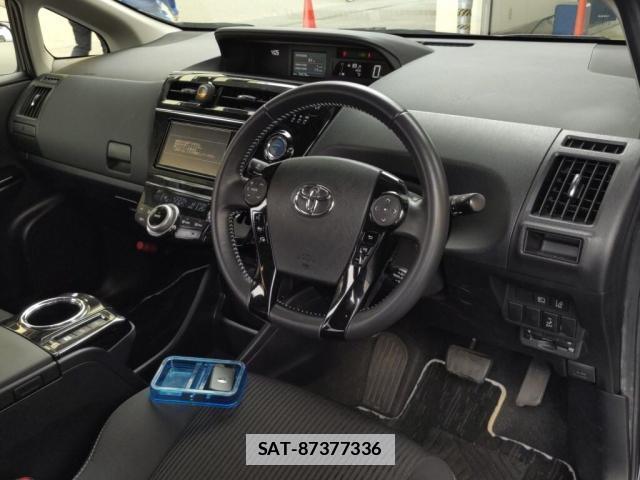 Toyota PRIUS ALPHA 2018-08 7815142-2