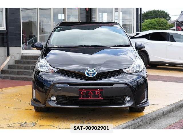 Toyota PRIUS ALPHA 2017-02 7815732-1