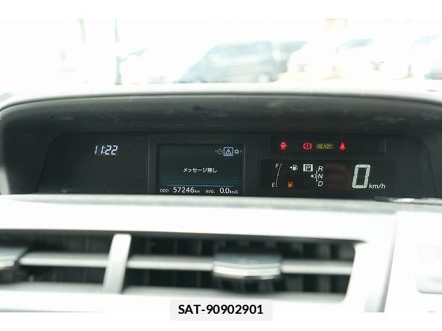 Toyota PRIUS ALPHA 2017-02 7815732-10