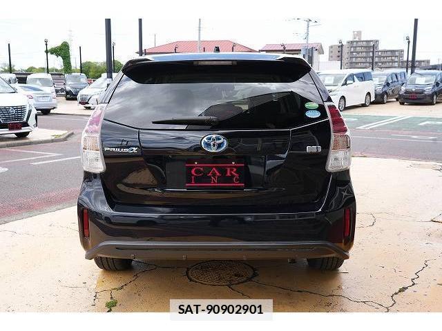 Toyota PRIUS ALPHA 2017-02 7815732-18