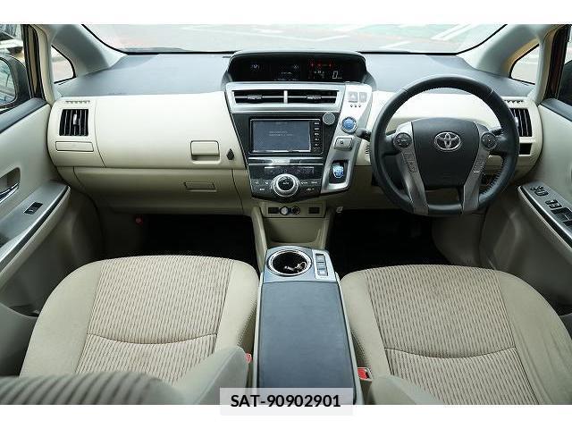 Toyota PRIUS ALPHA 2017-02 7815732-4