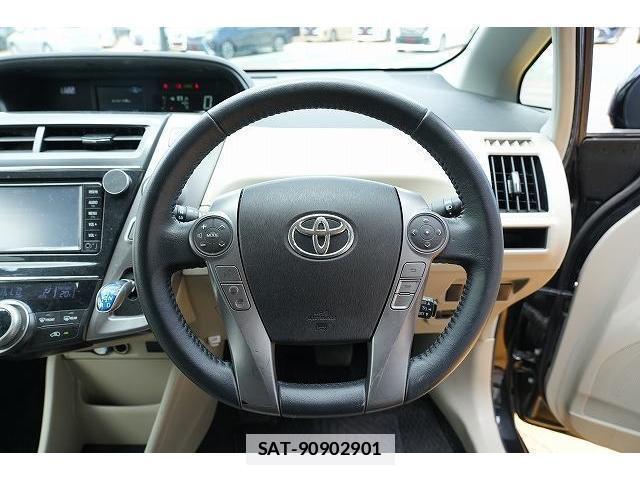Toyota PRIUS ALPHA 2017-02 7815732-5