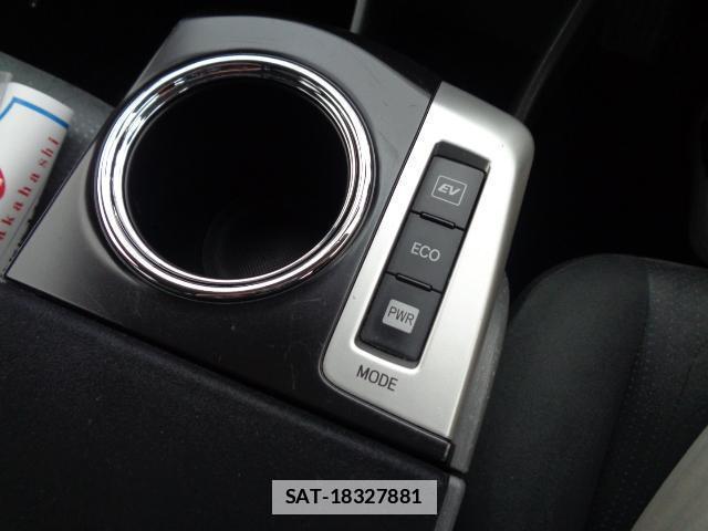 Toyota PRIUS ALPHA 2014-01 7817127-6