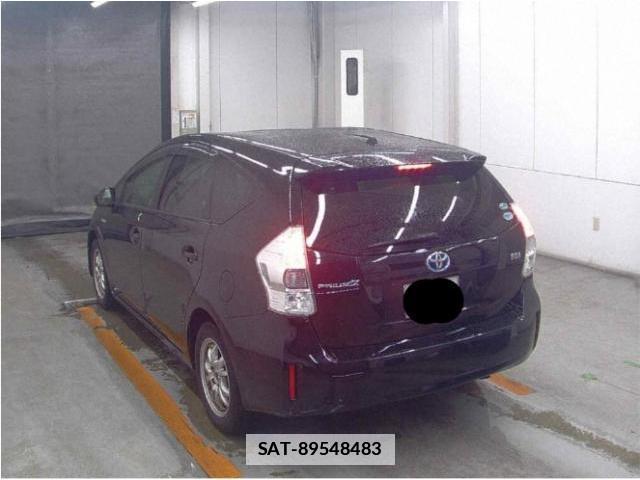 Toyota PRIUS ALPHA 2014-03 7818511-1