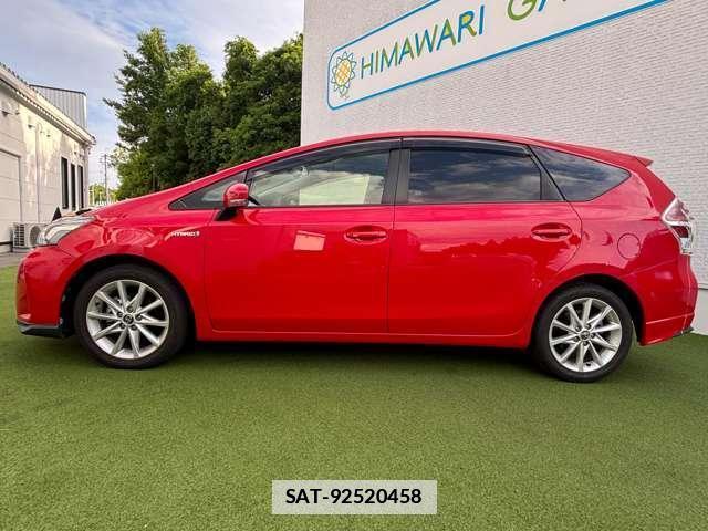 Toyota PRIUS ALPHA 2015-01 7819868-19