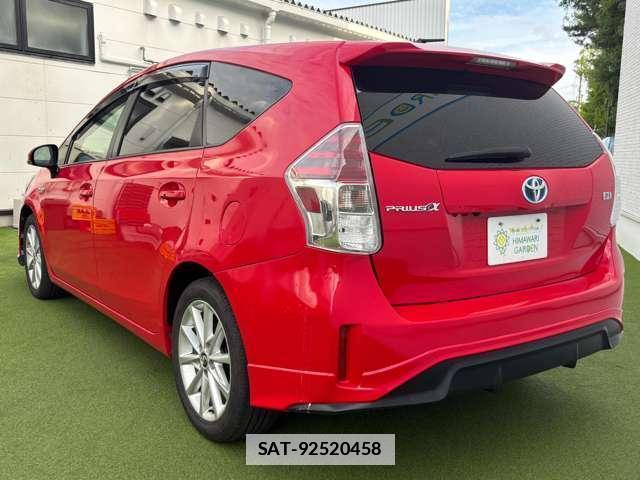 Toyota PRIUS ALPHA 2015-01 7819868-3