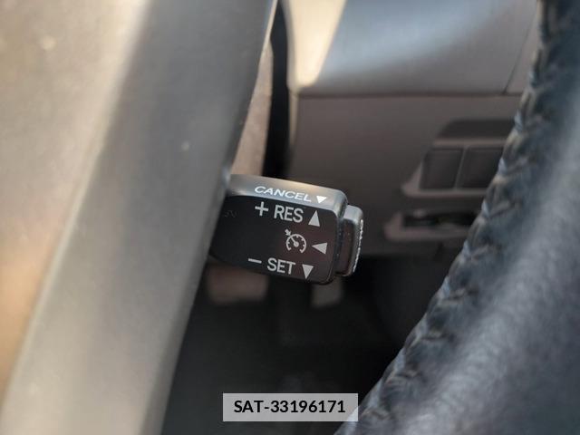 Toyota PRIUS ALPHA 2012-03 7819953-11