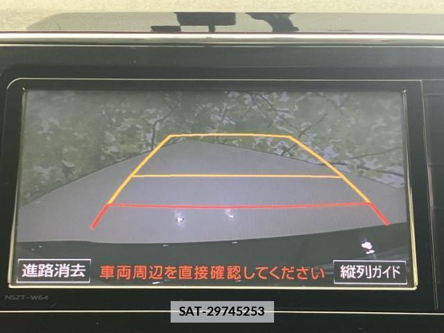 Toyota PRIUS ALPHA 2015-08 7821262-11