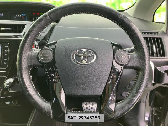 Toyota PRIUS ALPHA 2015-08 7821262-13
