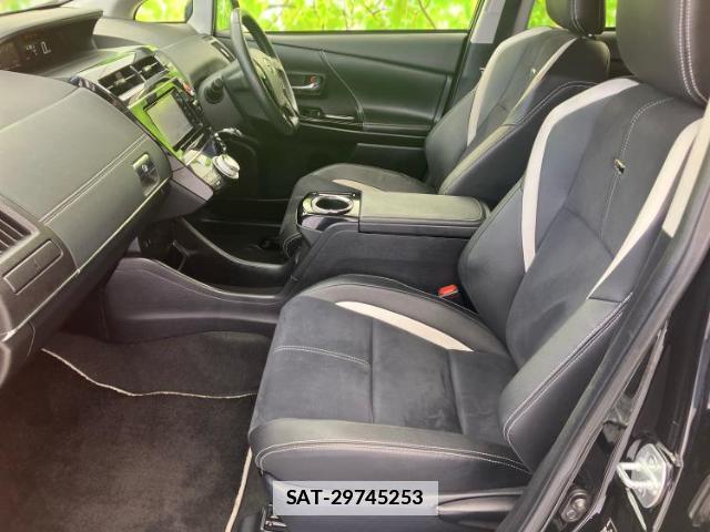 Toyota PRIUS ALPHA 2015-08 7821262-5