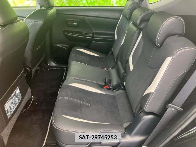 Toyota PRIUS ALPHA 2015-08 7821262-6