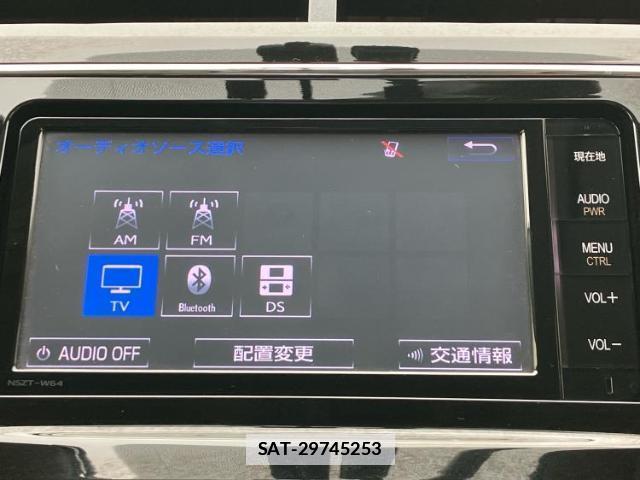 Toyota PRIUS ALPHA 2015-08 7821262-9