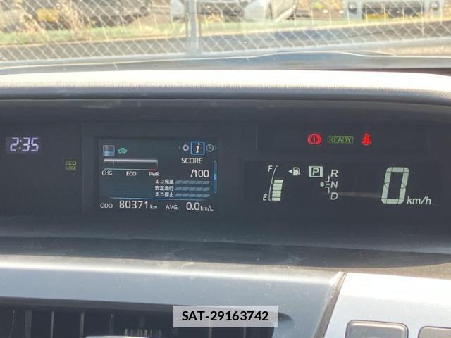 Toyota PRIUS ALPHA 2016-04 7821578-13