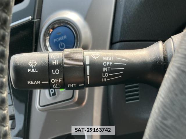 Toyota PRIUS ALPHA 2016-04 7821578-16