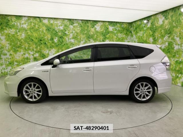 Toyota PRIUS ALPHA 2013-05 7821957-1