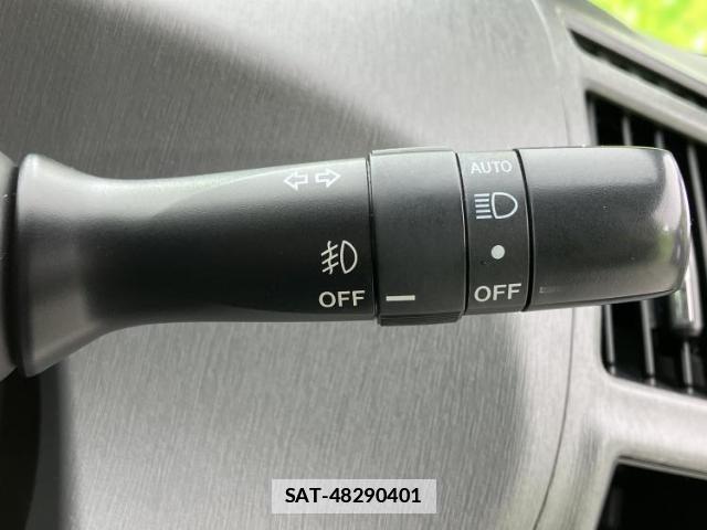 Toyota PRIUS ALPHA 2013-05 7821957-16