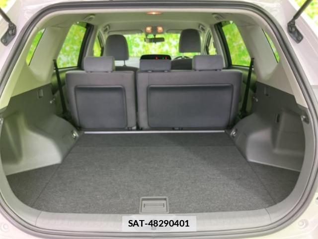 Toyota PRIUS ALPHA 2013-05 7821957-7