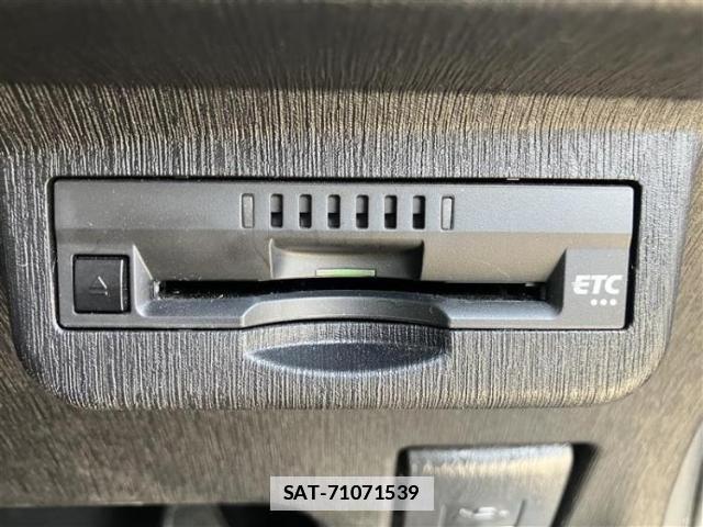 Toyota PRIUS ALPHA 2018-10 7822077-11
