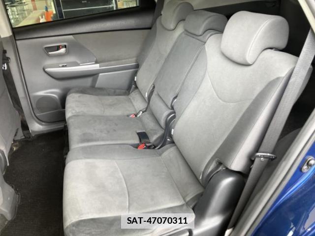 Toyota PRIUS ALPHA 2013-06 7822115-6