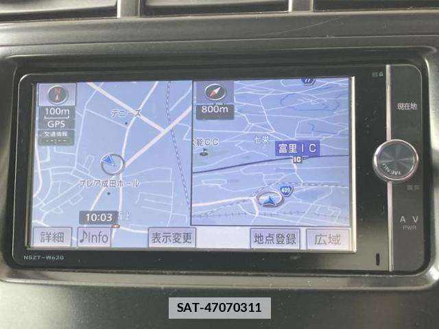 Toyota PRIUS ALPHA 2013-06 7822115-9