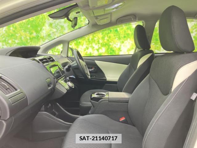 Toyota PRIUS ALPHA 2017-10 7822208-5