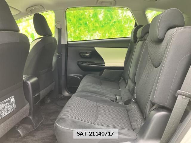 Toyota PRIUS ALPHA 2017-10 7822208-6