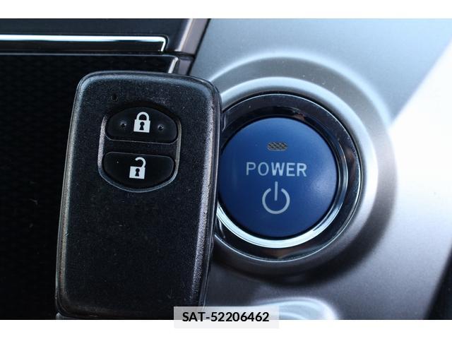 Toyota PRIUS ALPHA 2015-11 7822873-18