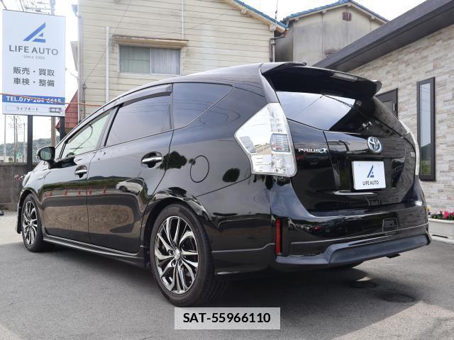 Toyota PRIUS ALPHA 2014-03 7822978-2