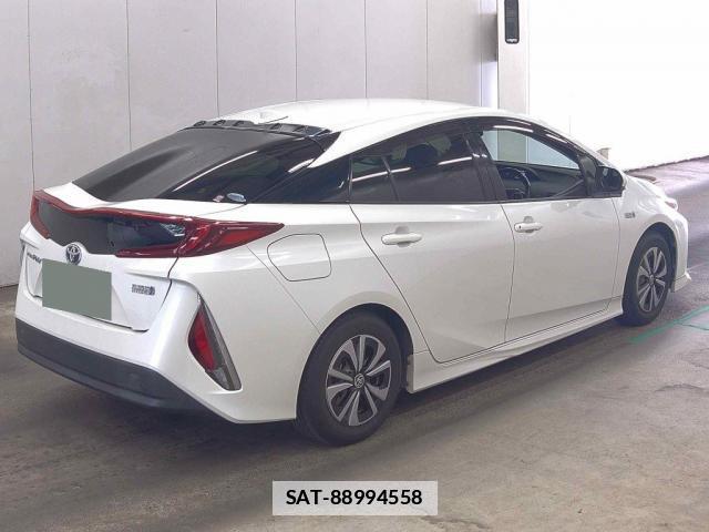 Toyota PRIUS PHV 2017-10 7811723-5