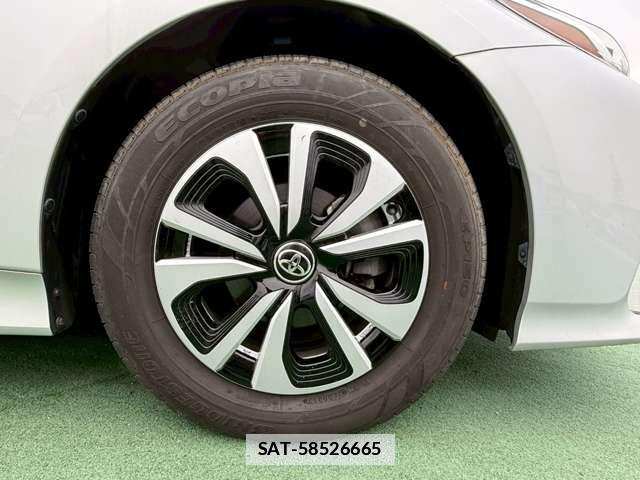 Toyota PRIUS PHV 2019-01 7812695-12