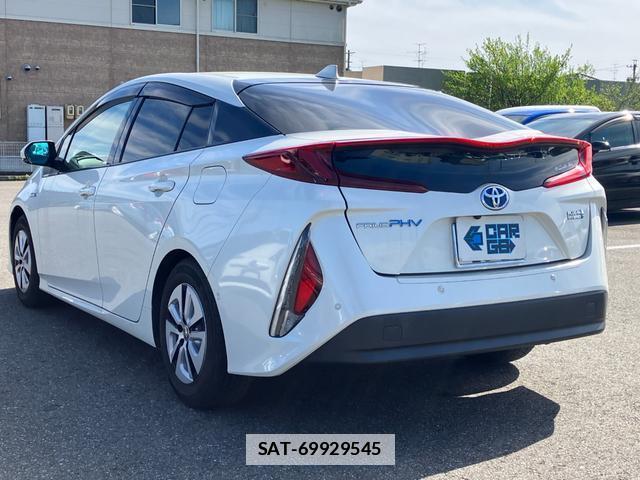 Toyota PRIUS PHV 2018-11 7812885-1