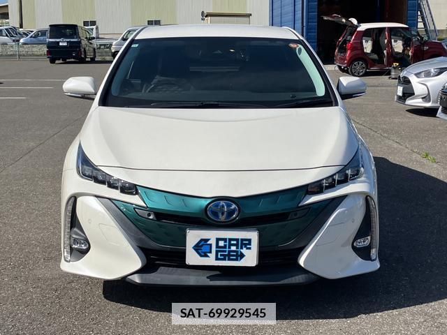 Toyota PRIUS PHV 2018-11 7812885-3