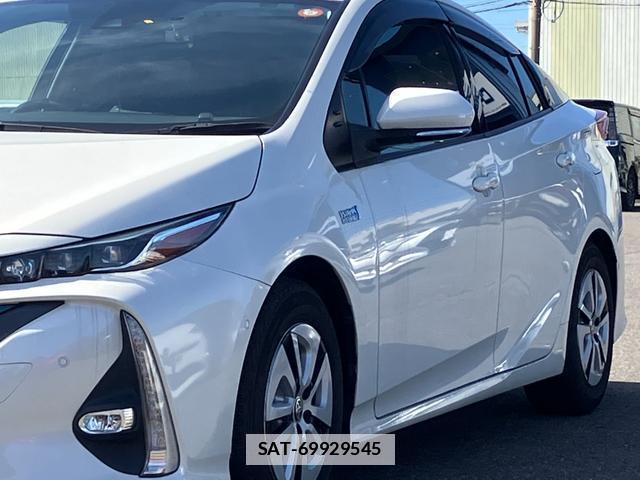 Toyota PRIUS PHV 2018-11 7812885-5