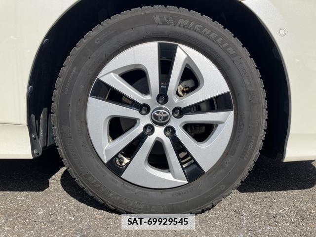 Toyota PRIUS PHV 2018-11 7812885-7