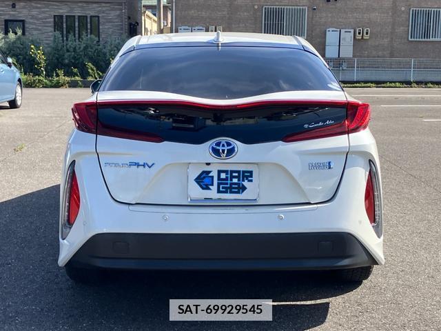 Toyota PRIUS PHV 2018-11 7812885-9