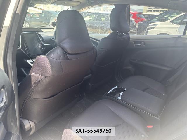 Toyota PRIUS PHV 2017-10 7813440-7