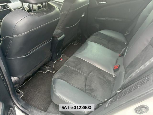 Toyota PRIUS PHV 2022-05 7813586-14
