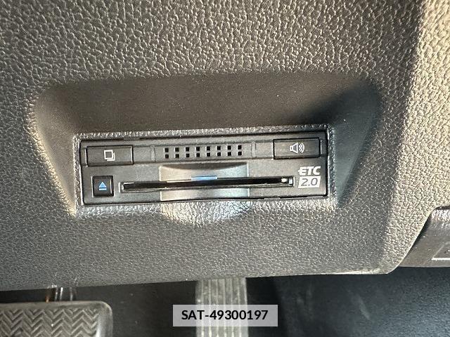 Toyota PRIUS PHV 2017-03 7815661-17